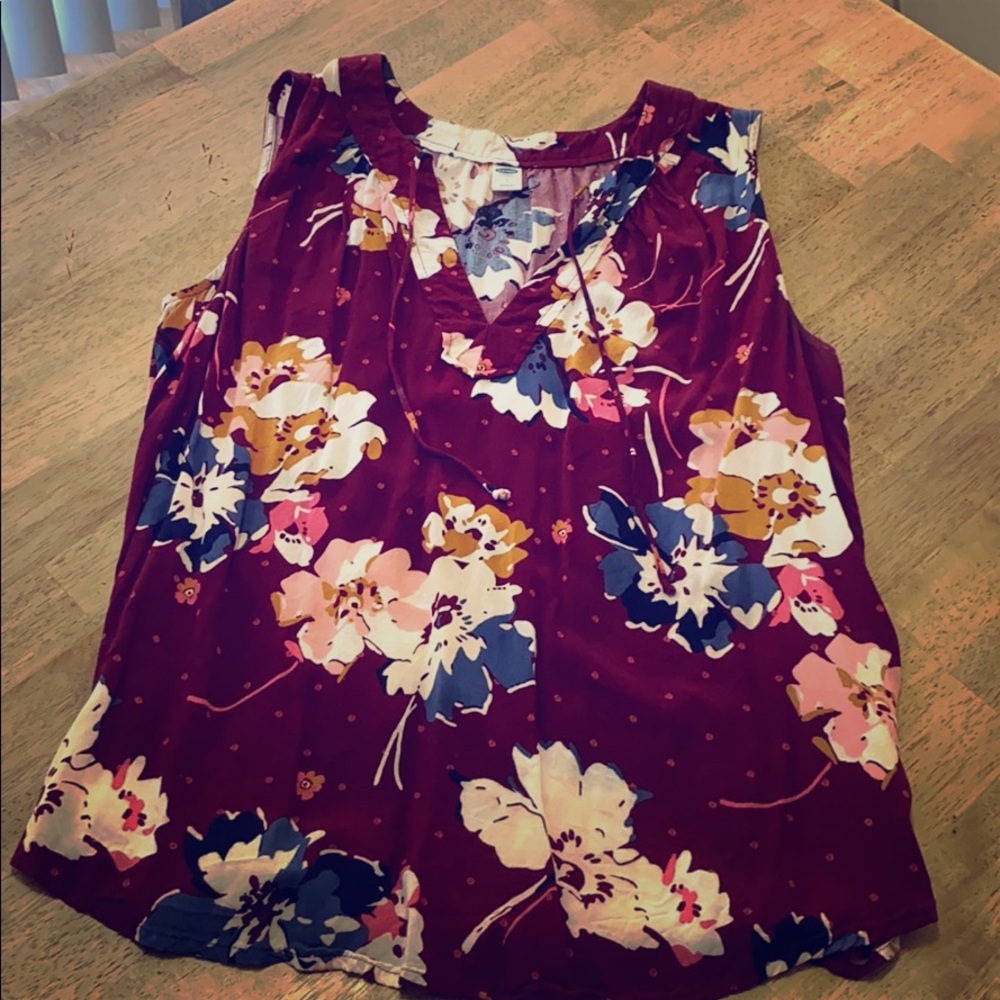 Old Navy Women’s Top - Picture 1 of 2